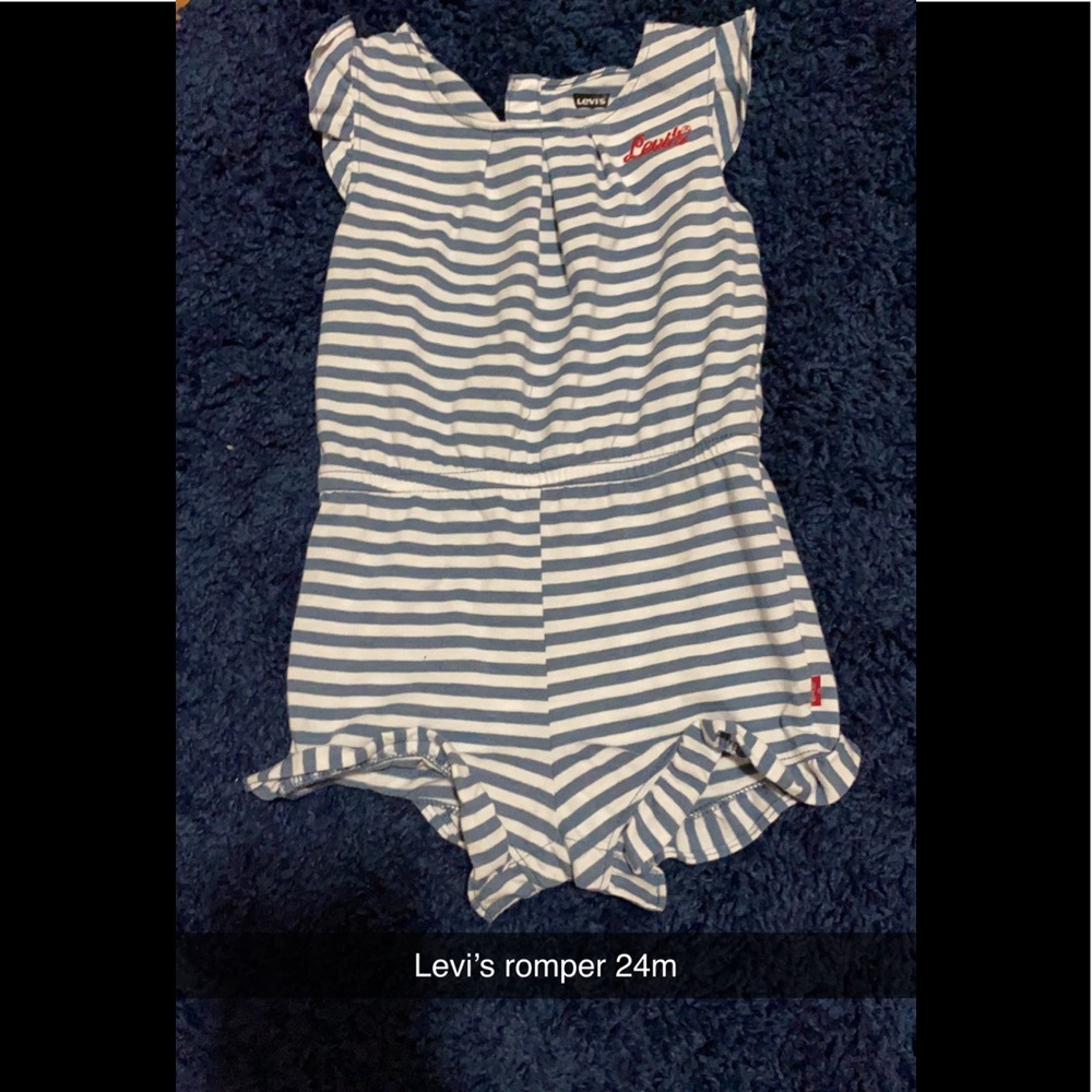 Levi romper